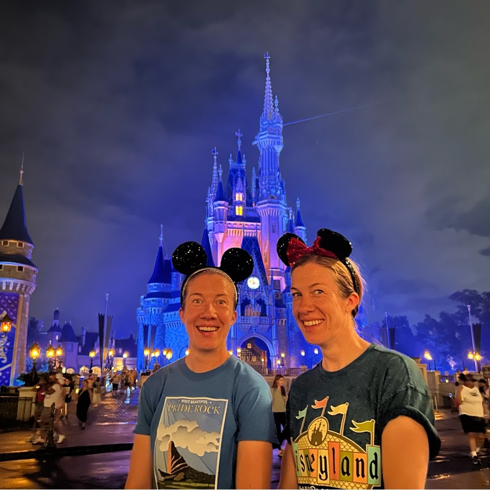 Meet your Posher, Cynthia